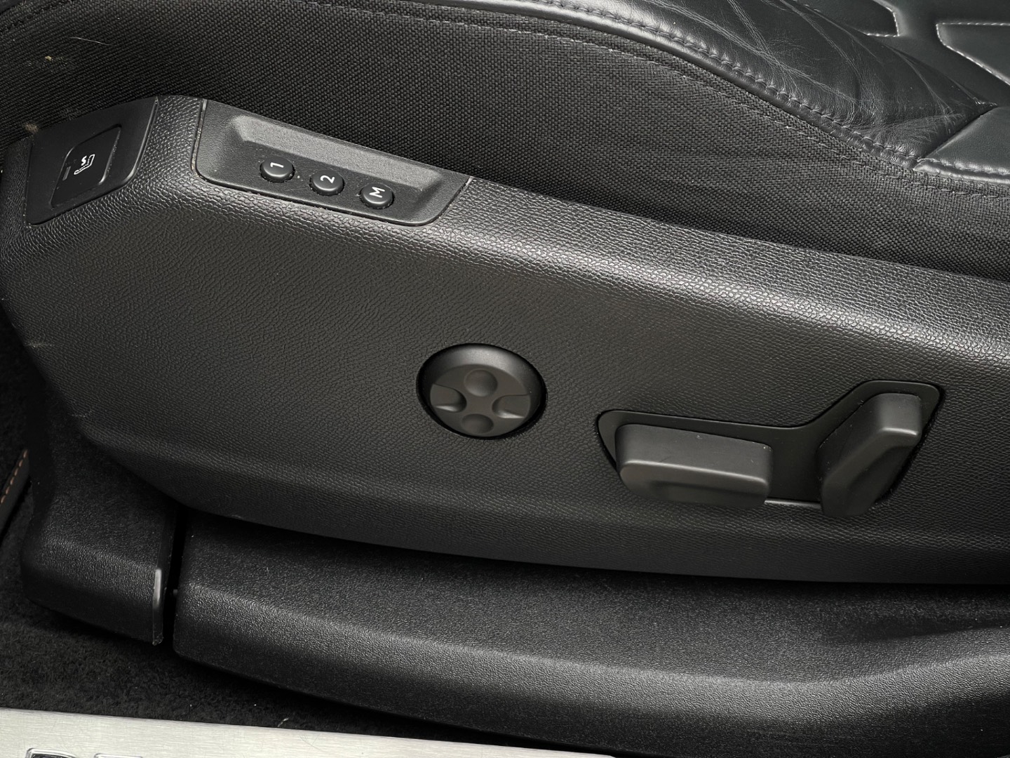 Peugeot 3008 1.6 HEV 225 GT Pack AT