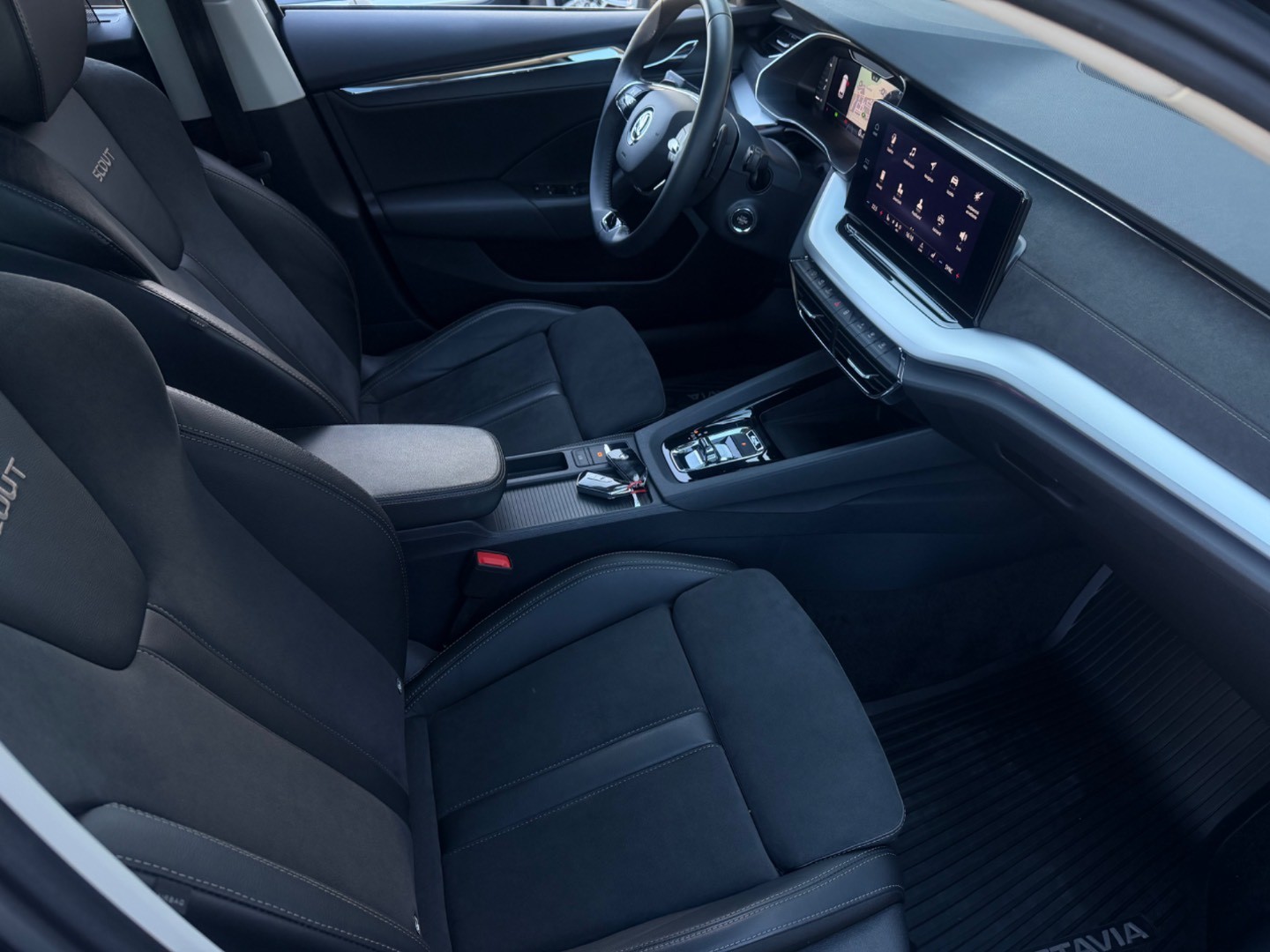 Škoda Octavia Combi 2.0 TDI Scout 4×4 DSG