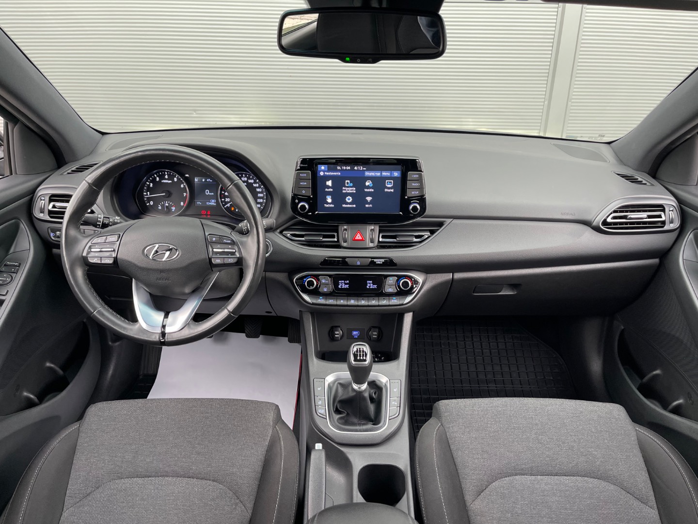 Hyundai i30 1.5 T-GDi mHEV iMT Play