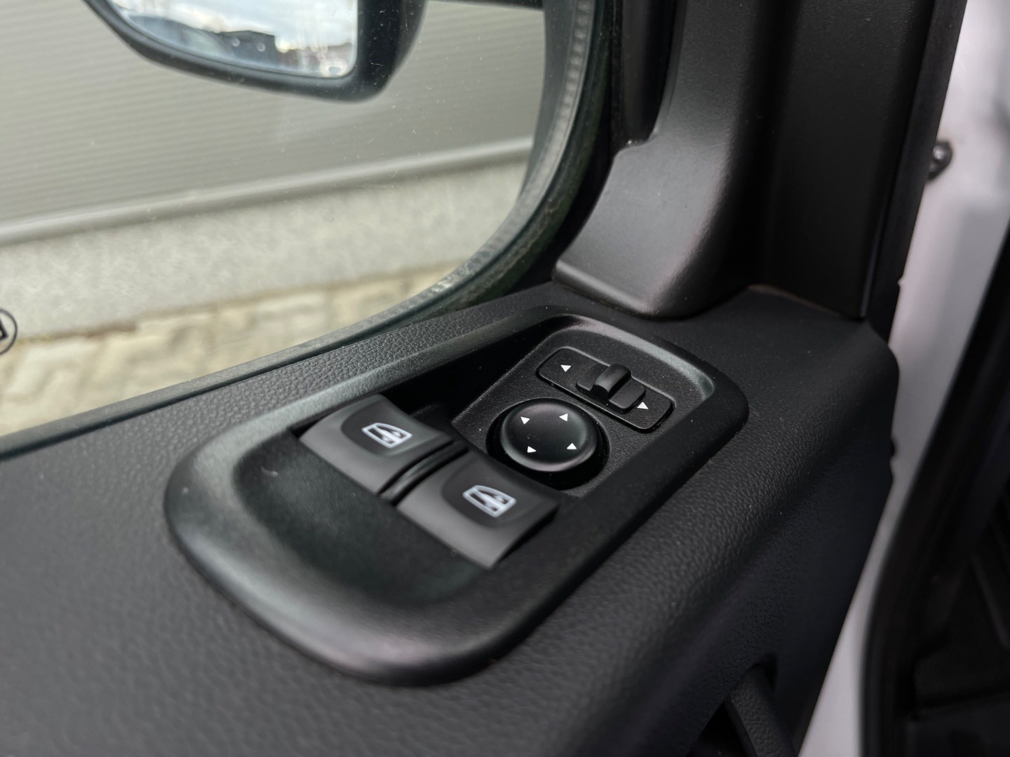 Renault Master 2.3dCi 135 L3H2P3 Extra 4d.