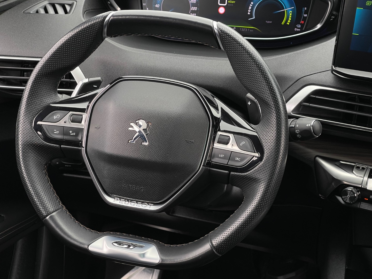 Peugeot 3008 1.6 HEV 225 GT Pack AT