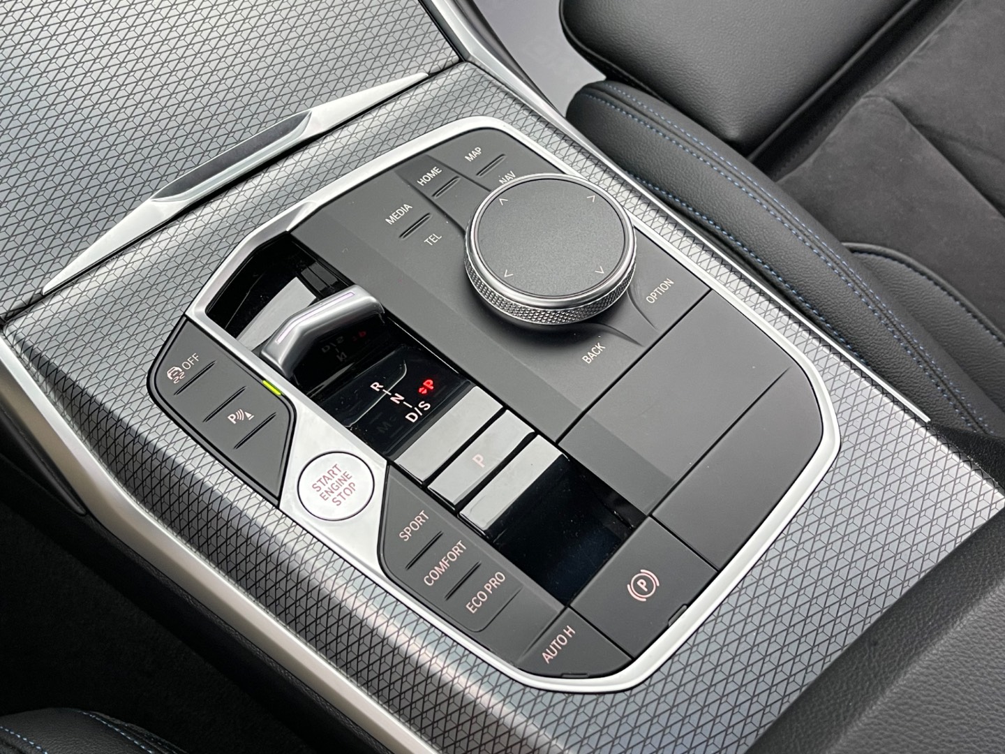 BMW Rad 3 320d mHEV xDrive A/T