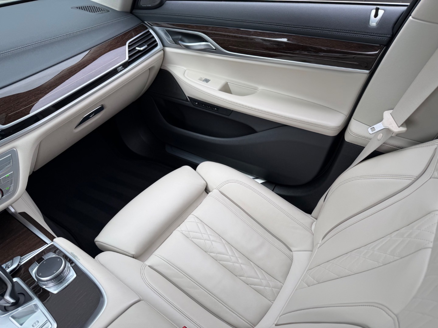 BMW Rad 7 740Ld xDrive A/T