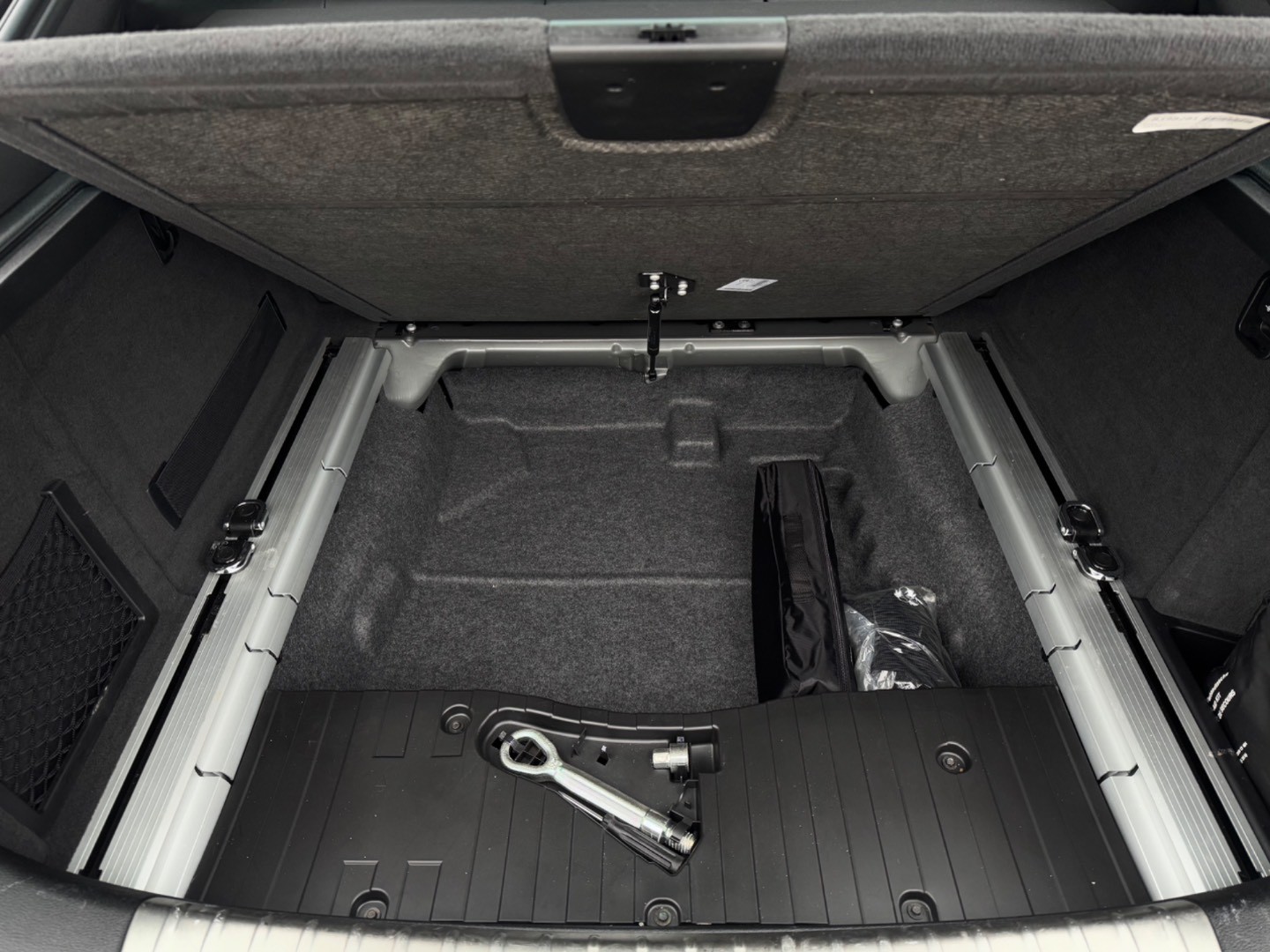 BMW X6 M edition BLACK FIRE, AKRAPOVIČ