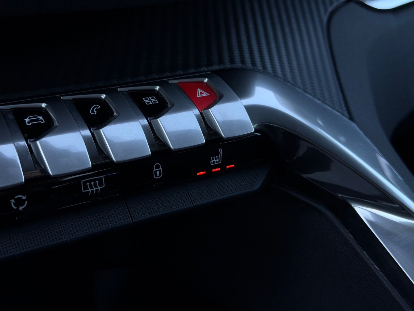 Peugeot 3008 1.5 Blue HDi 130k Allure