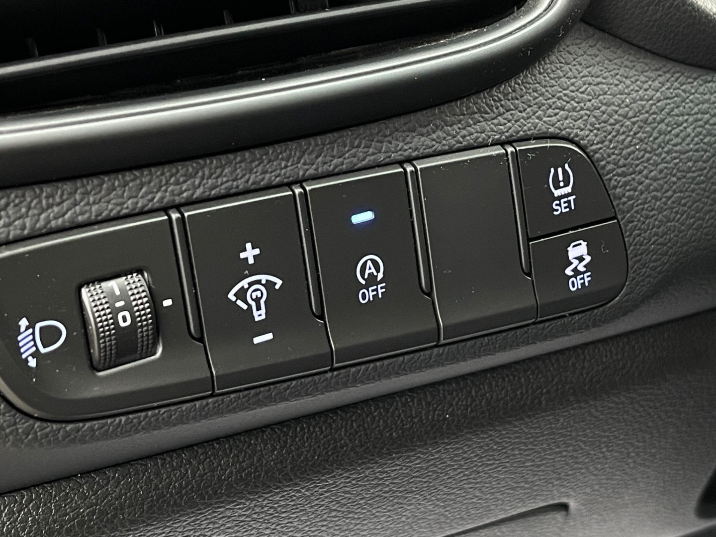 Hyundai i30 1.5 T-GDi mHEV iMT Play