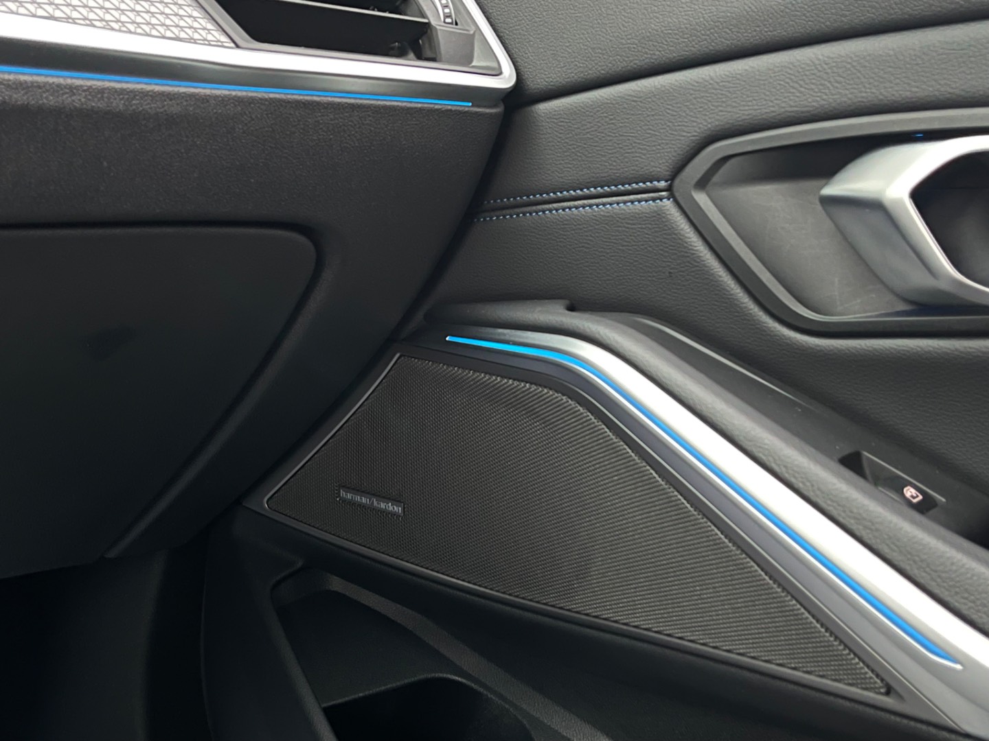 BMW Rad 3 320d mHEV xDrive A/T