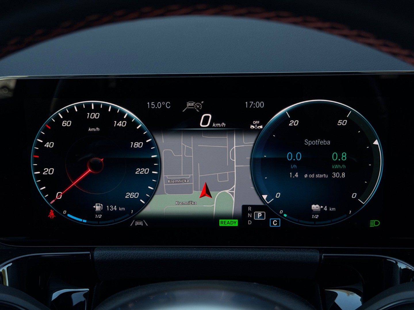 Mercedes-Benz B trieda Mercedes Benz 250e, AMG interiér, 118kW,