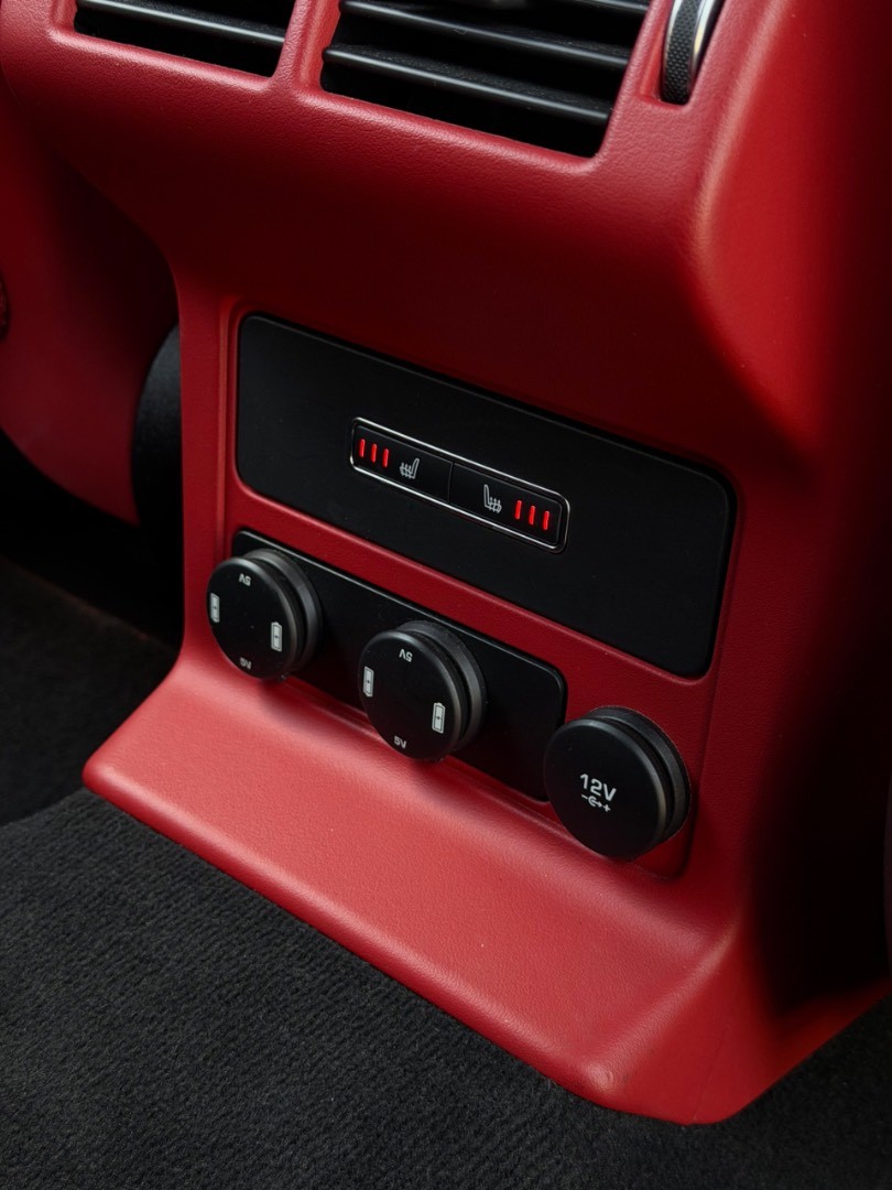 Jaguar F-Pace 5.0 V8 SVR AWD A/T