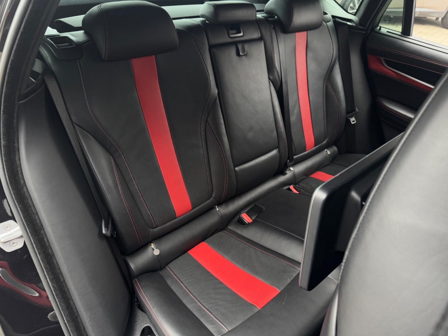 BMW X6 M edition BLACK FIRE, AKRAPOVIČ