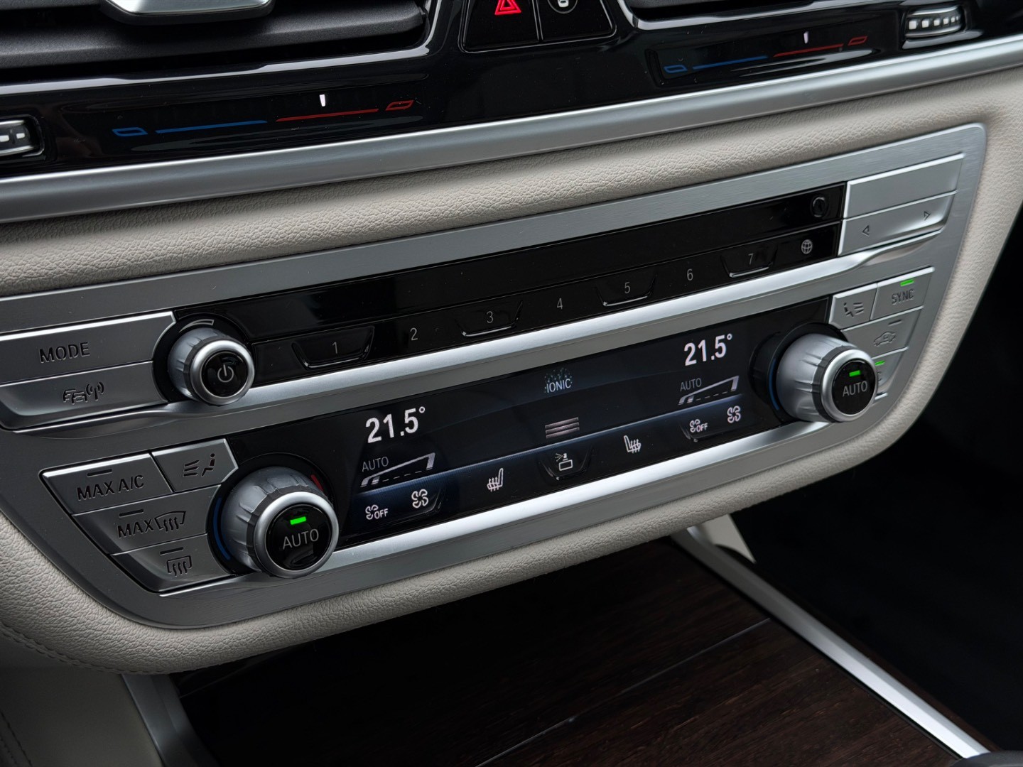 BMW Rad 7 740Ld xDrive A/T