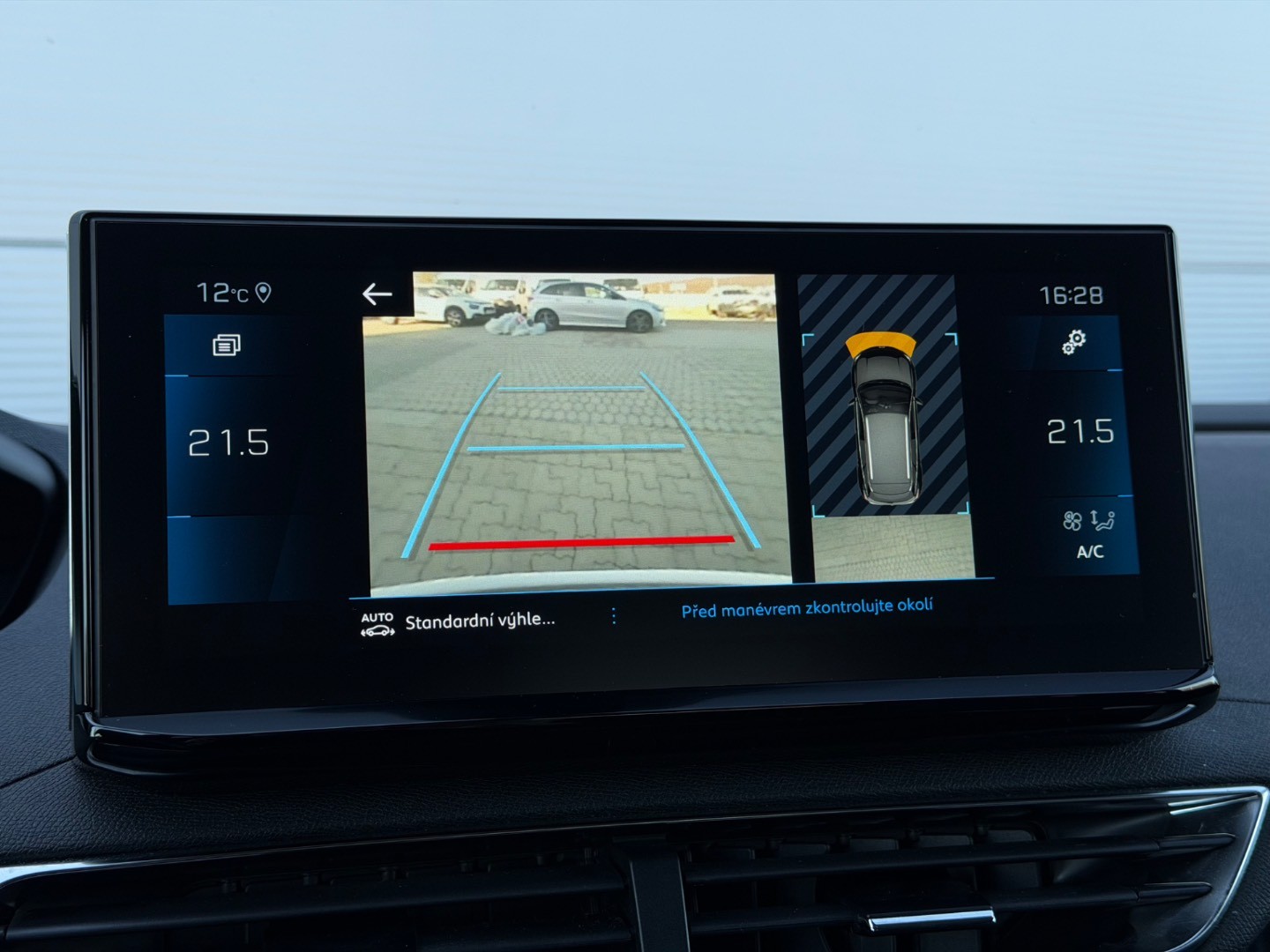 Peugeot 3008 1.5 Blue HDi 130k Allure