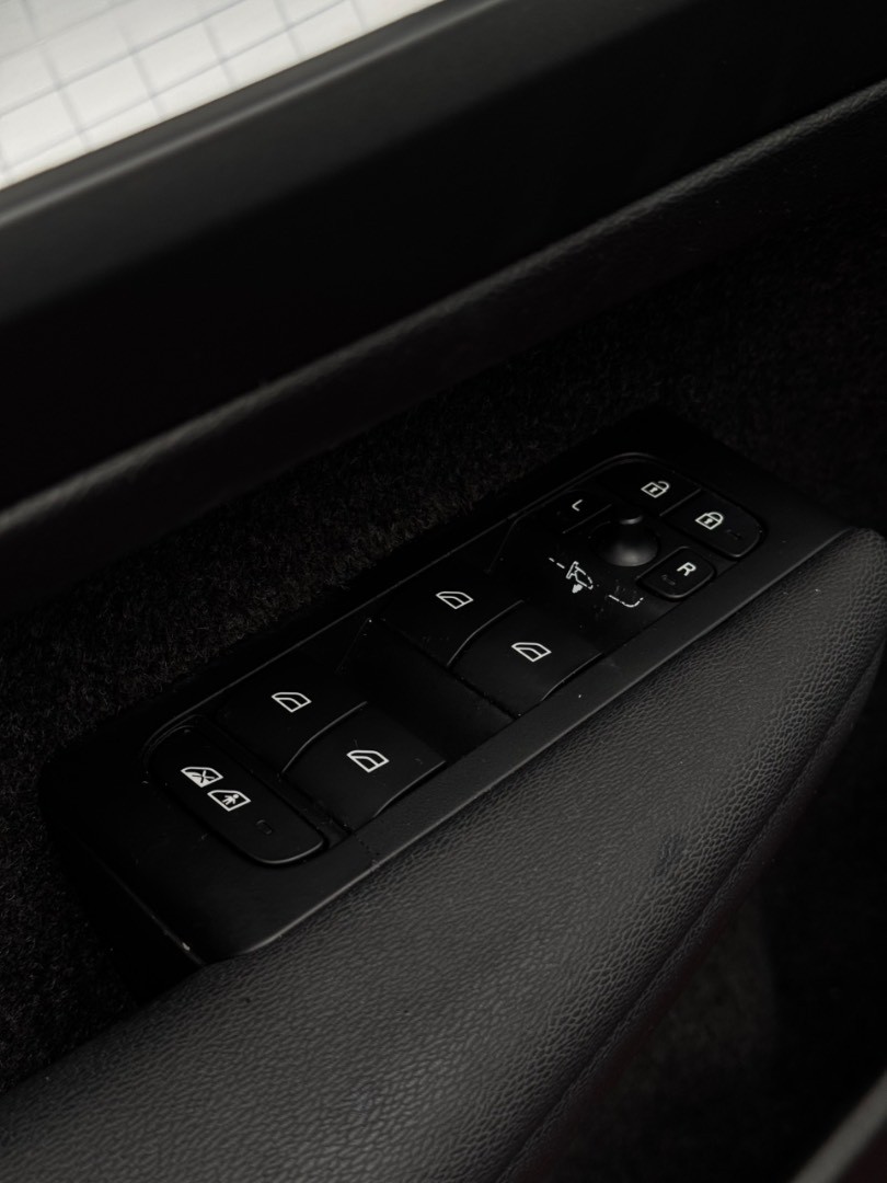 Volvo XC40 2.0 B3 mHEV Core A/T