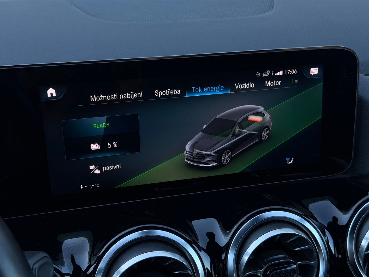 Mercedes-Benz B trieda Mercedes Benz 250e, AMG interiér, 118kW,