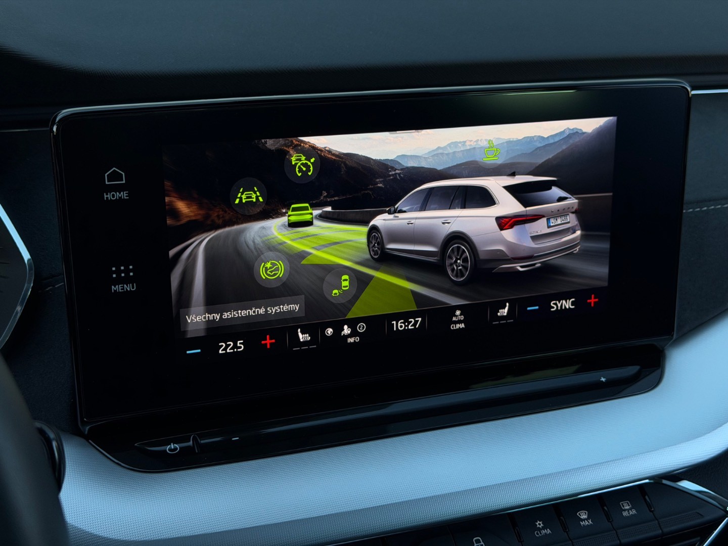 Škoda Octavia Combi 2.0 TDI Scout 4×4 DSG