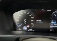 Volvo XC90 2.0 B5 Drive-E Inscription AWD A/T