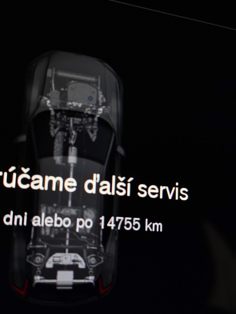 Volvo XC40 2.0 B3 mHEV Core A/T