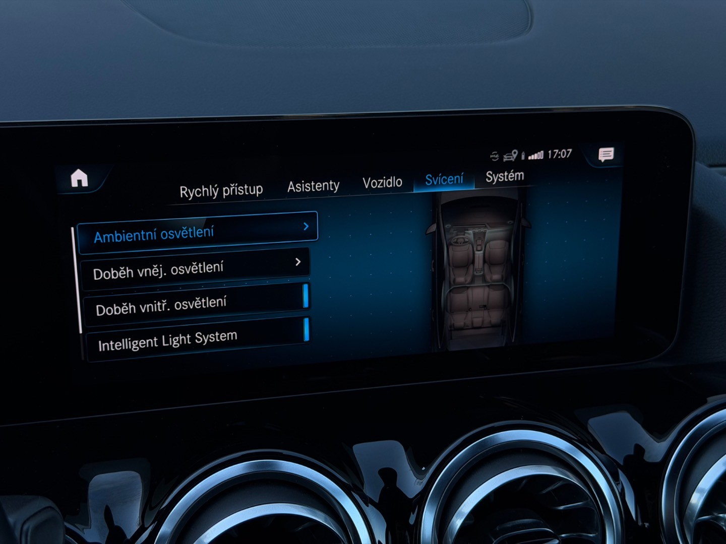 Mercedes-Benz B trieda Mercedes Benz 250e, AMG interiér, 118kW,