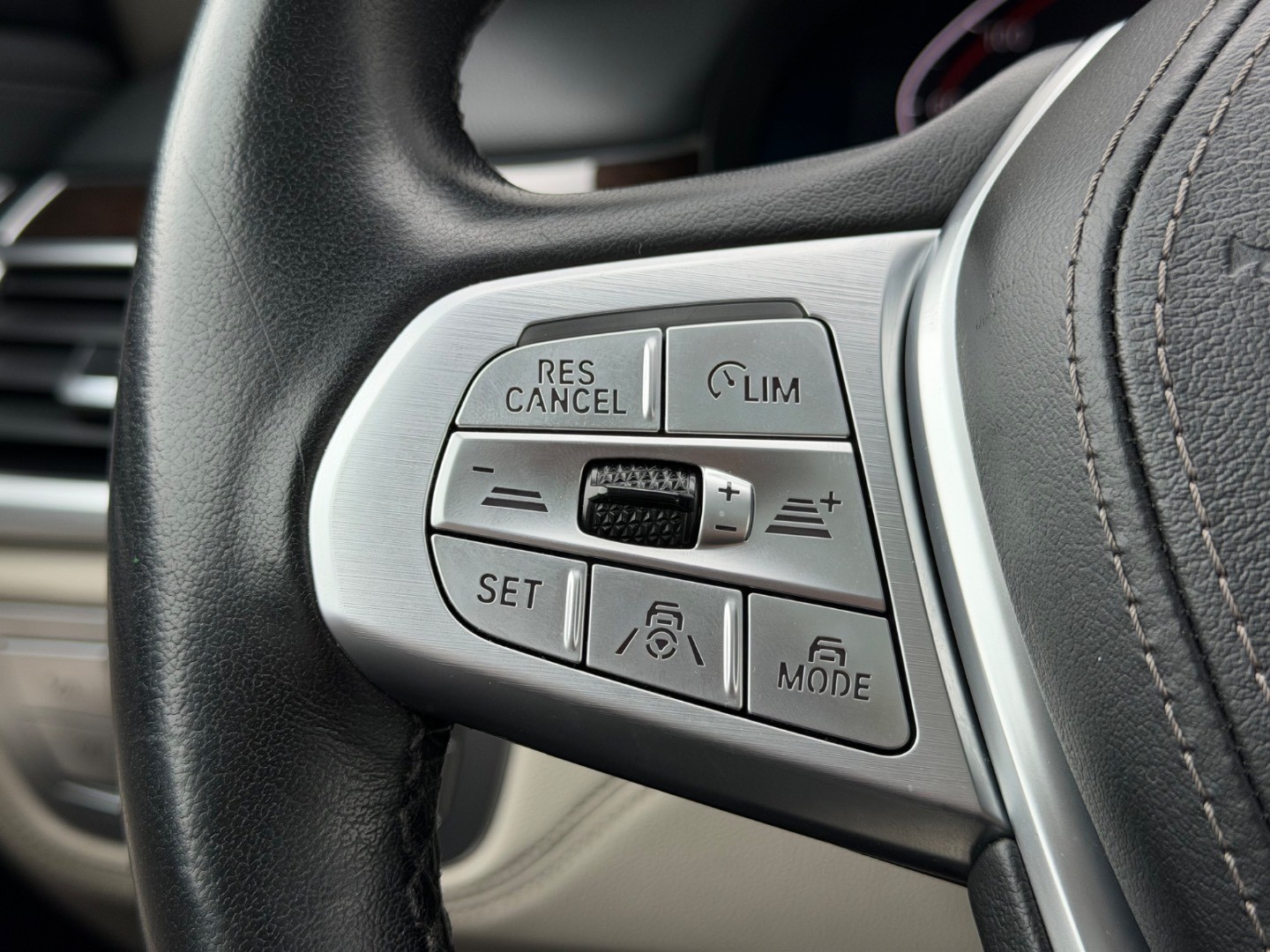 BMW Rad 7 740Ld xDrive A/T