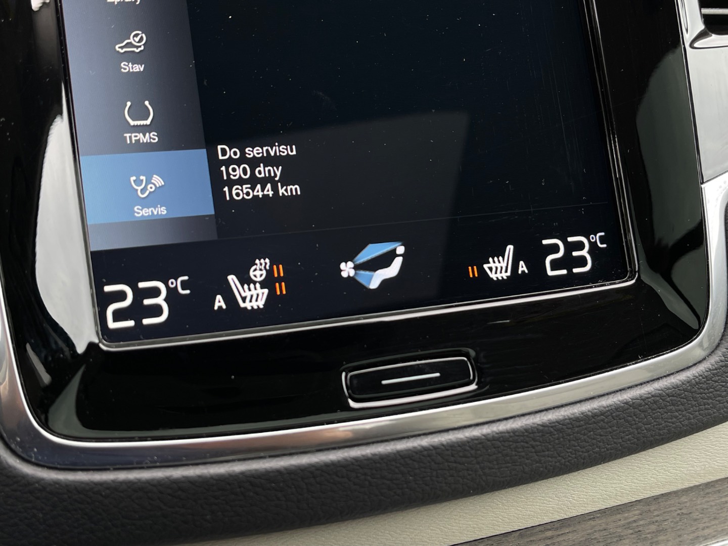 Volvo XC90 2.0 B5 Drive-E Inscription AWD A/T