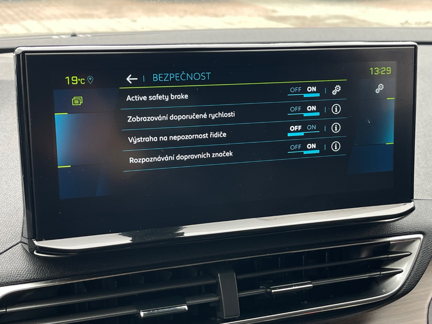 Peugeot 3008 1.6 HEV 225 GT Pack AT