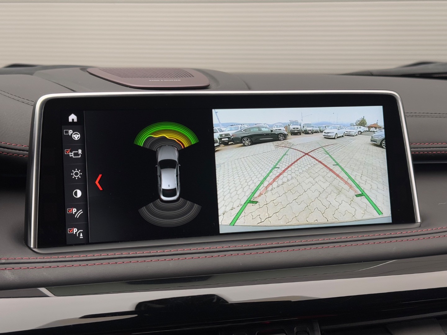 BMW X6 M edition BLACK FIRE, AKRAPOVIČ