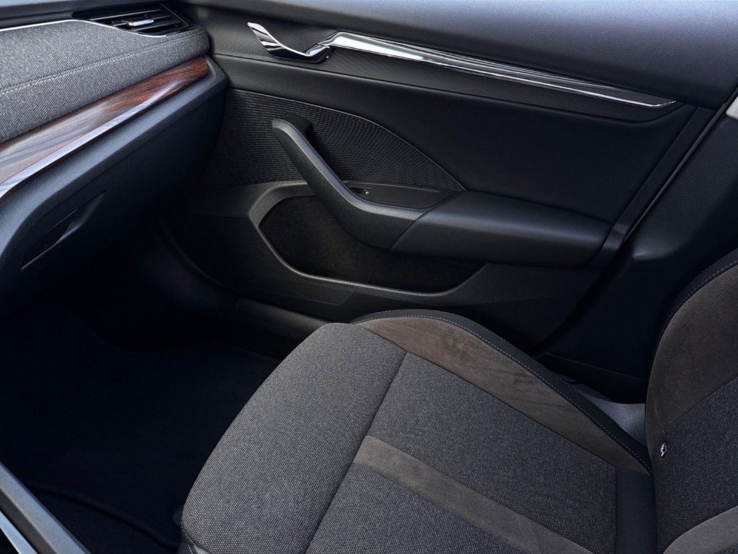 Škoda Octavia Combi 2.0 TDI Scout 4×4 DSG