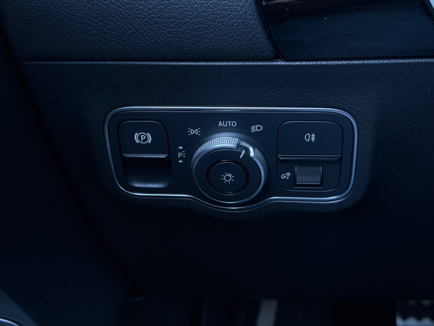 Mercedes-Benz B trieda Mercedes Benz 250e, AMG interiér, 118kW,