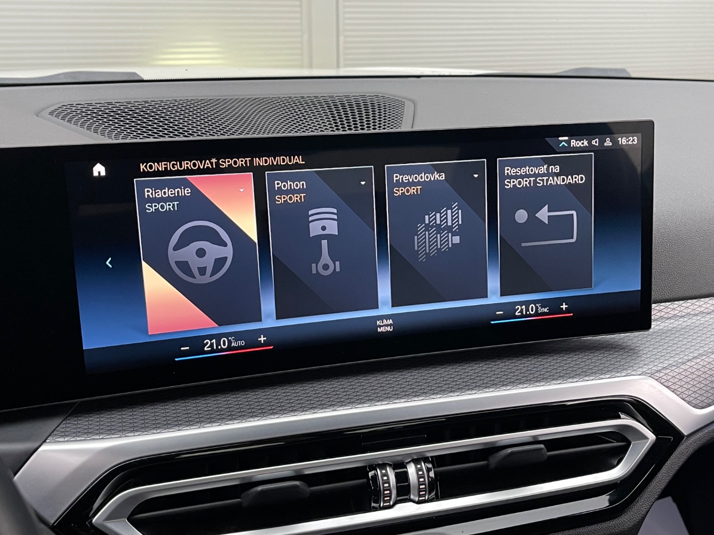 BMW Rad 3 320d mHEV xDrive A/T