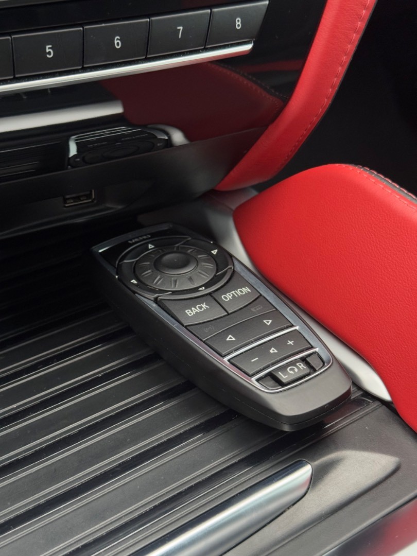 BMW X6 M edition BLACK FIRE, AKRAPOVIČ