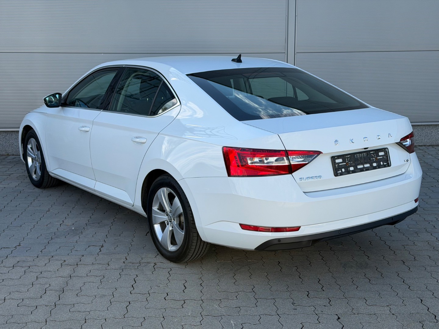 Škoda Superb 2.0 TDI SCR Ambition 4×4 DSG