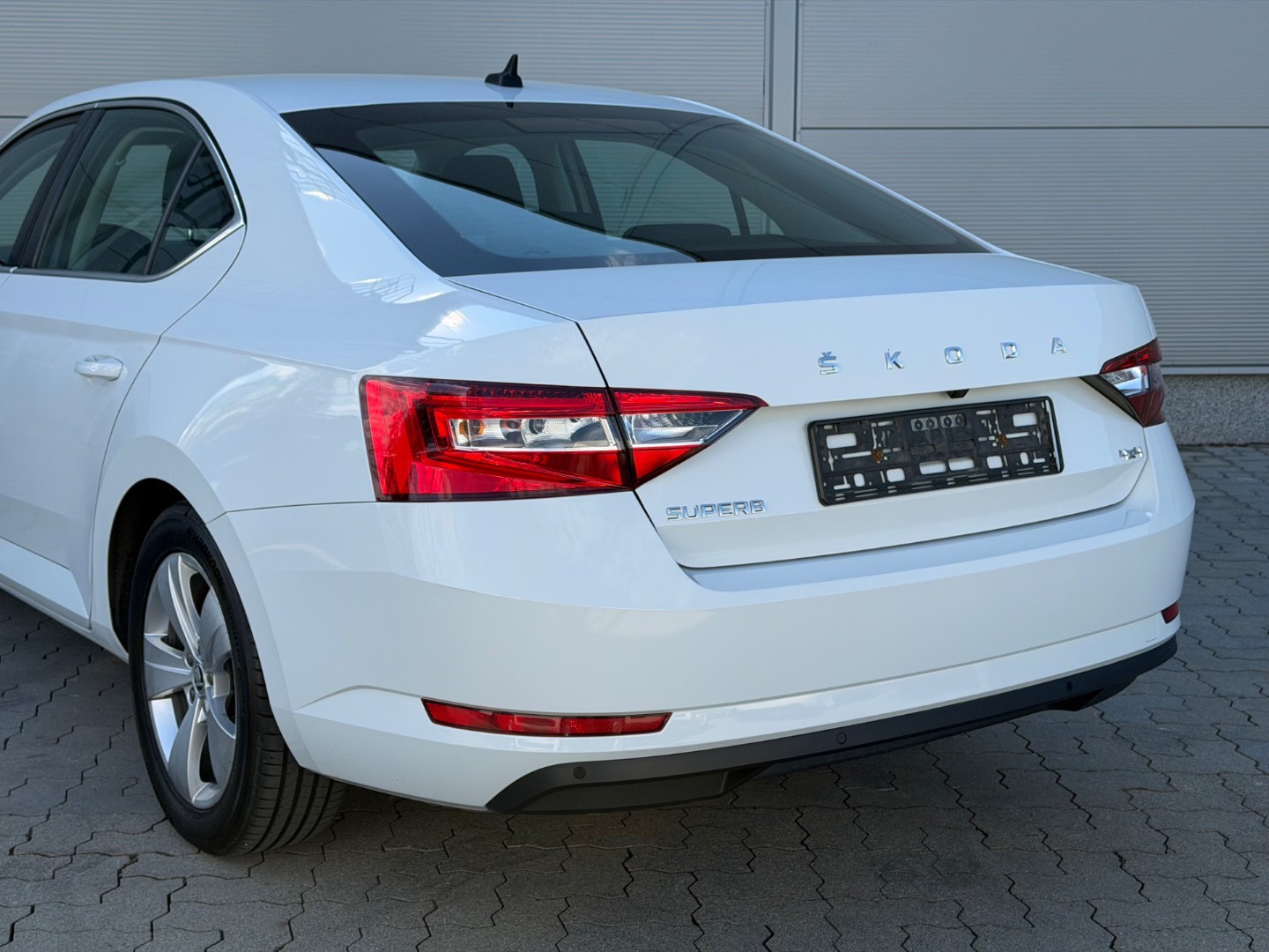 Škoda Superb 2.0 TDI SCR Ambition 4×4 DSG