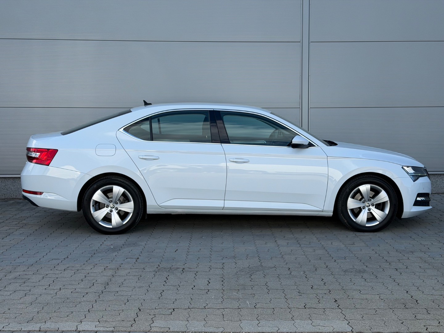 Škoda Superb 2.0 TDI SCR Ambition 4×4 DSG