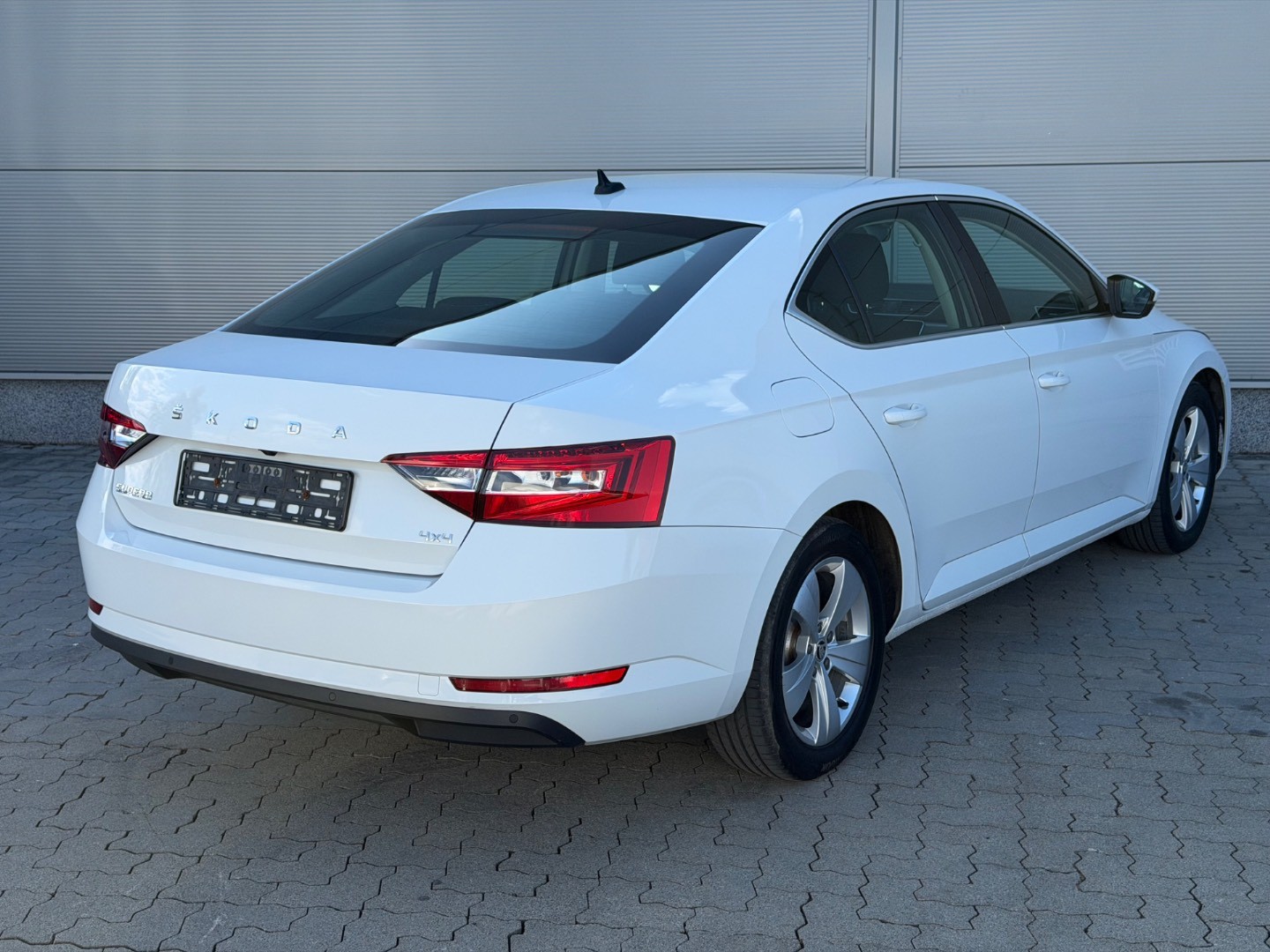 Škoda Superb 2.0 TDI SCR Ambition 4×4 DSG