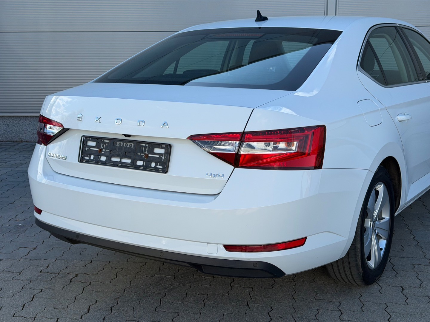 Škoda Superb 2.0 TDI SCR Ambition 4×4 DSG