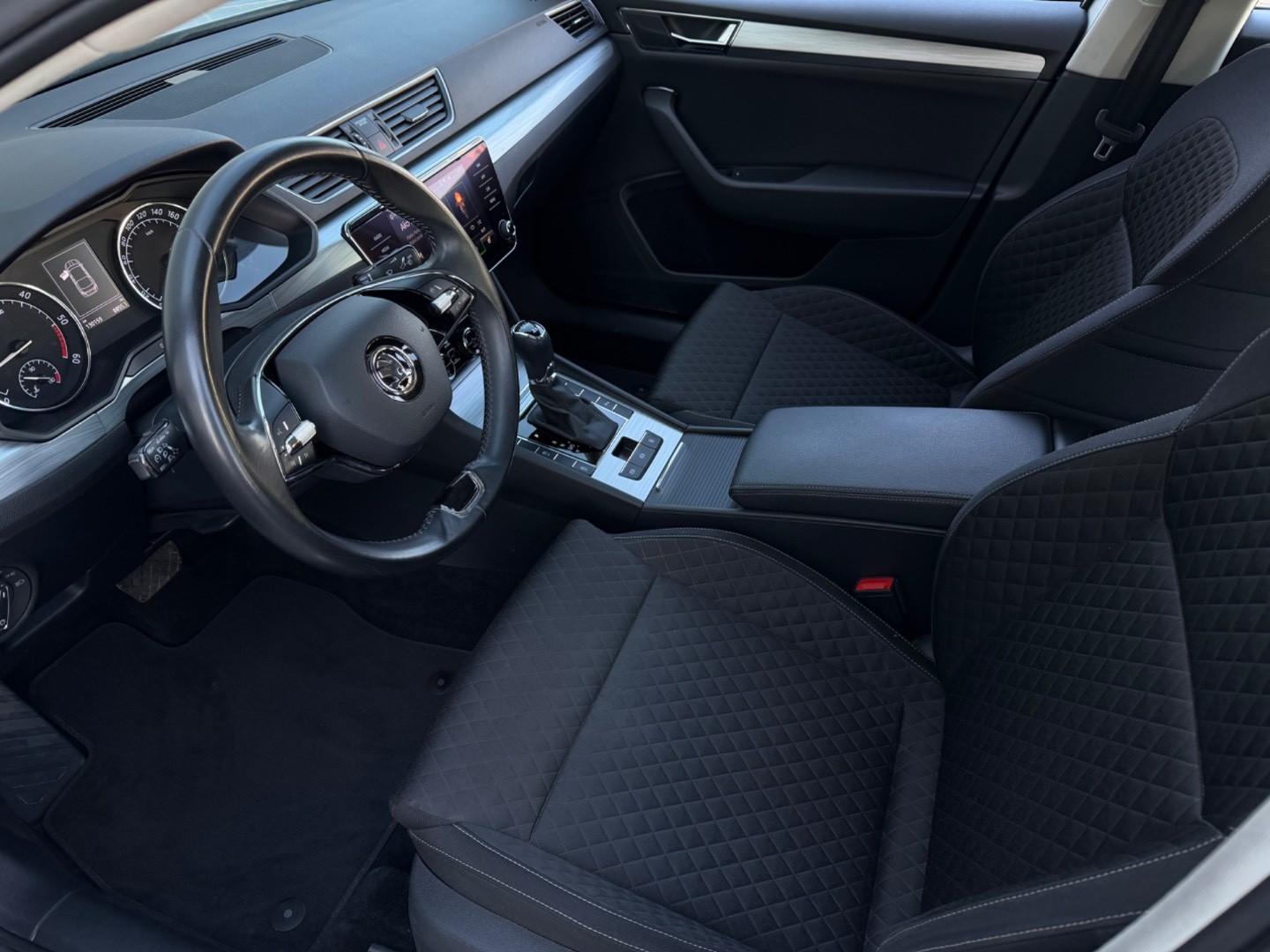 Škoda Superb 2.0 TDI SCR Ambition 4×4 DSG