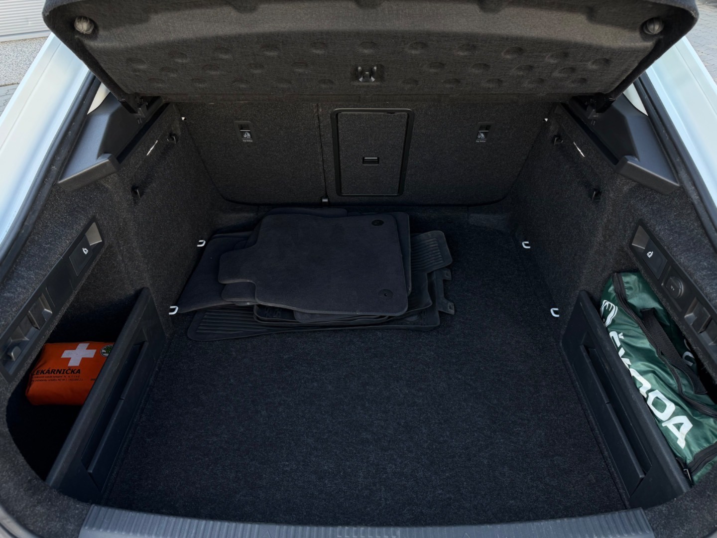 Škoda Superb 2.0 TDI SCR Ambition 4×4 DSG