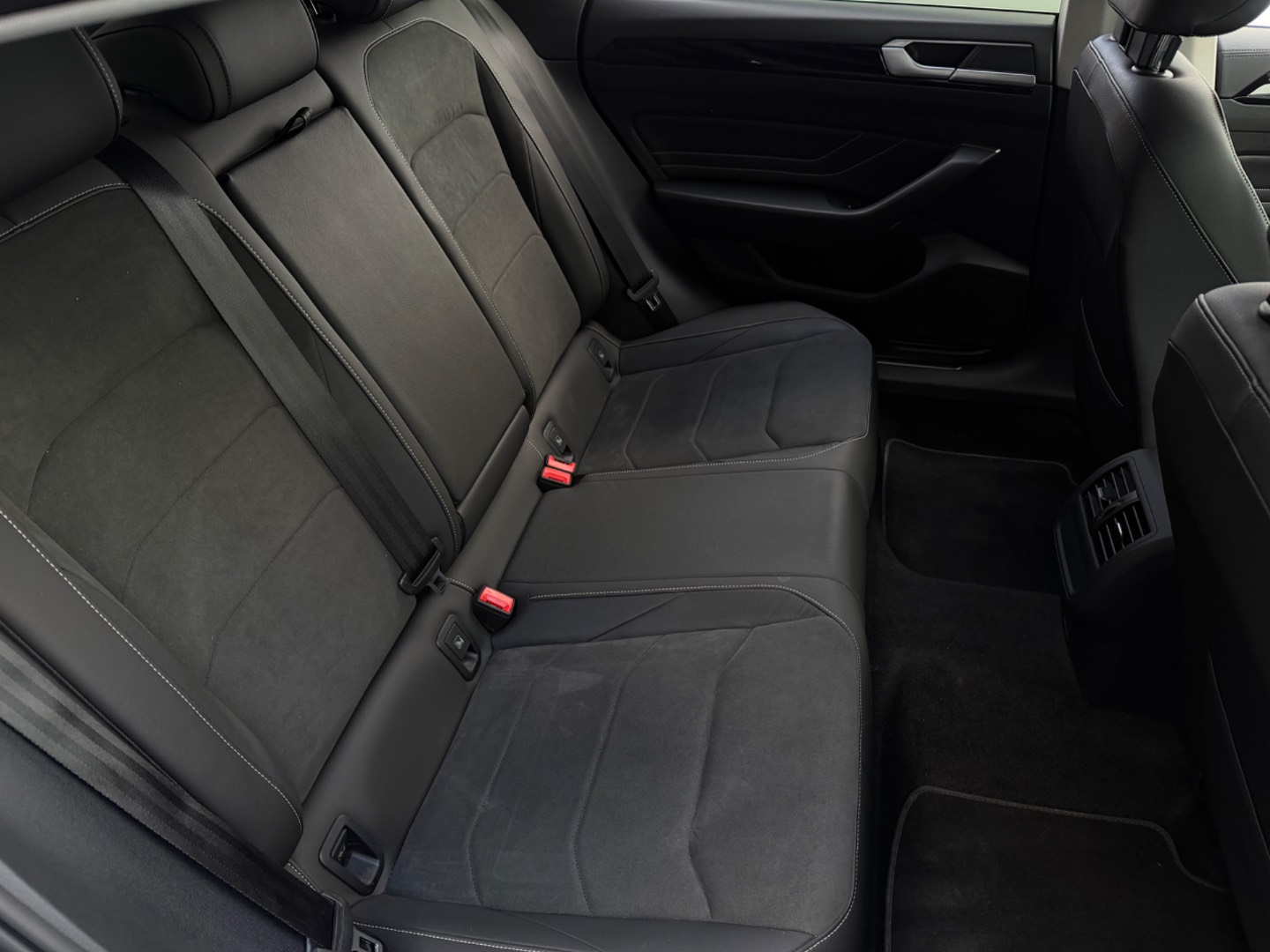 Volkswagen Arteon 2.0 TDI Elegance DSG