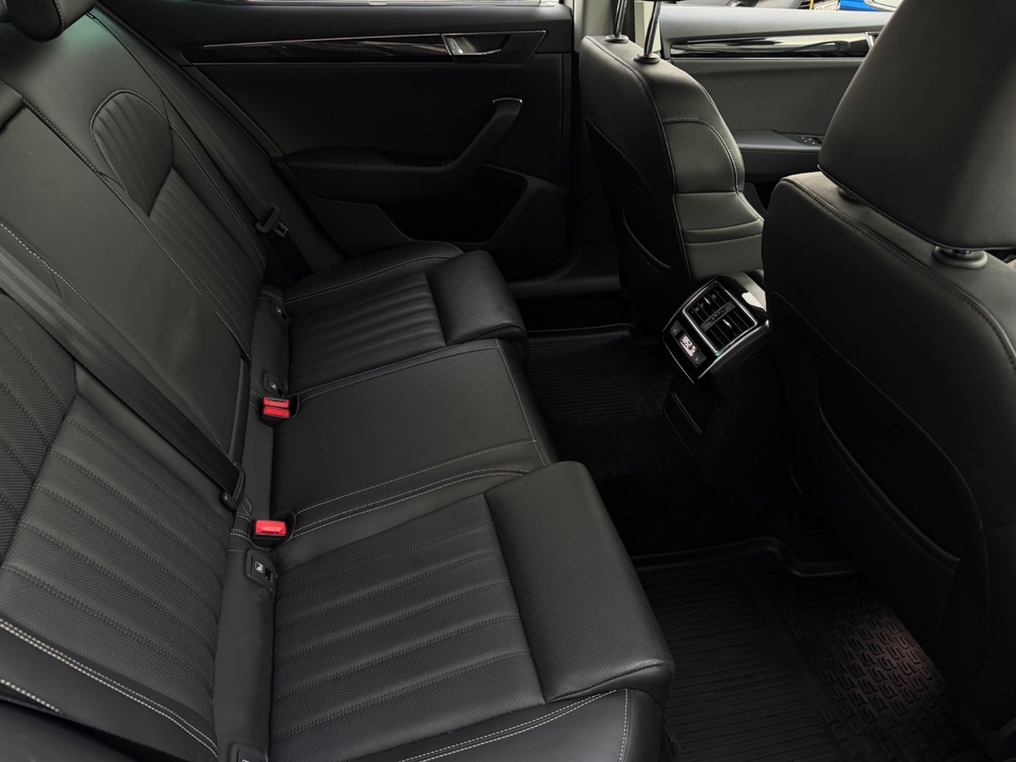Škoda Superb 1.4 TSI PHEV Laurin Klement DSG