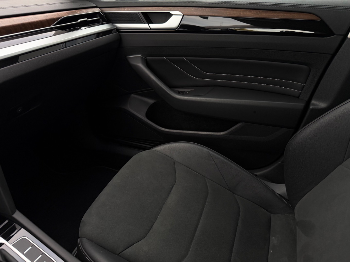 Volkswagen Arteon 2.0 TDI Elegance DSG